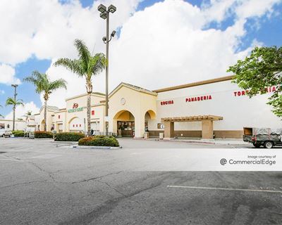 Naples Plaza