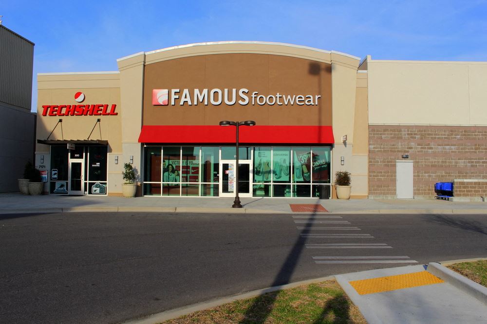 University Town Plaza 7171 Davis Hwy, Pensacola, FL 32504 Point2