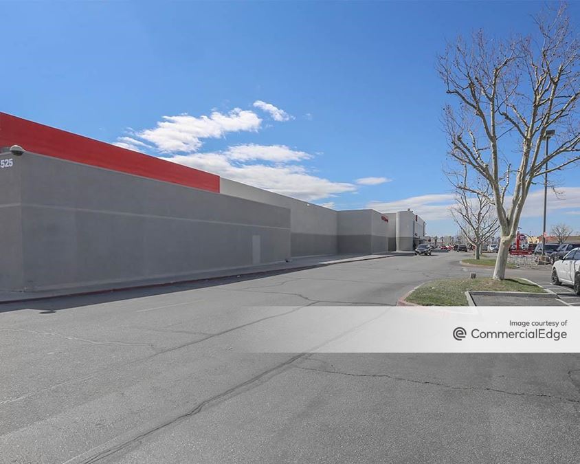Lancaster Commerce Center - Target