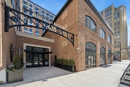 Retail space for Rent at 435 N Broad St in Philadelphia