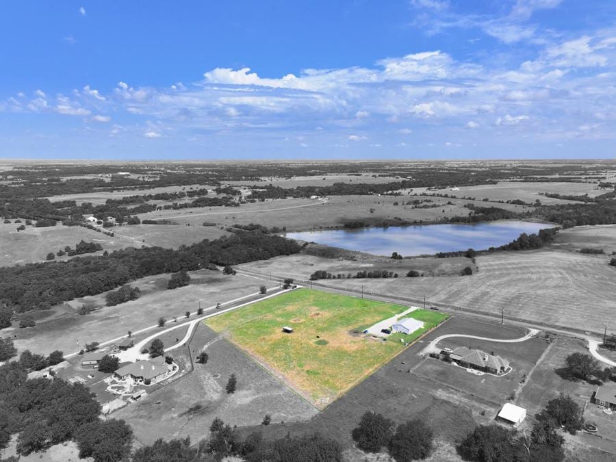 4.75 Acres | 2,400 SF Flex | Celina, TX