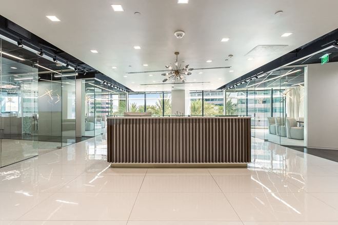 Lucid Private Offices - Camelback Biltmore