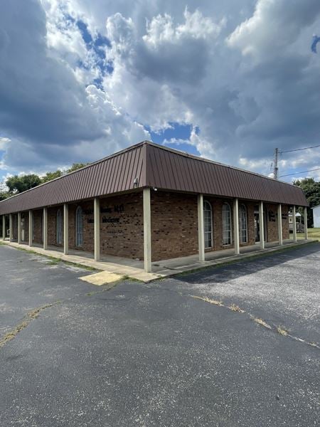 Photo of commercial space at 317 W Gaines St in Lawrenceburg