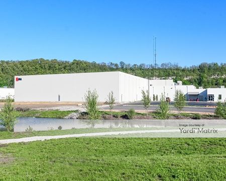 Photo of commercial space at 704 Kuna Industrial Drive in Dupo