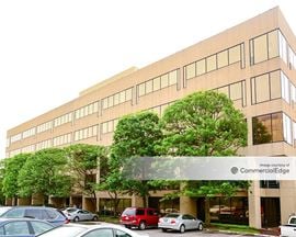 Foster Plaza 6
