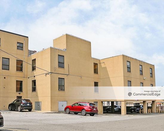 Riverdale Professional Building