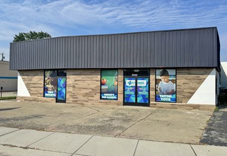 Photo of commercial space at 28905-28909 Utica Rd in Roseville