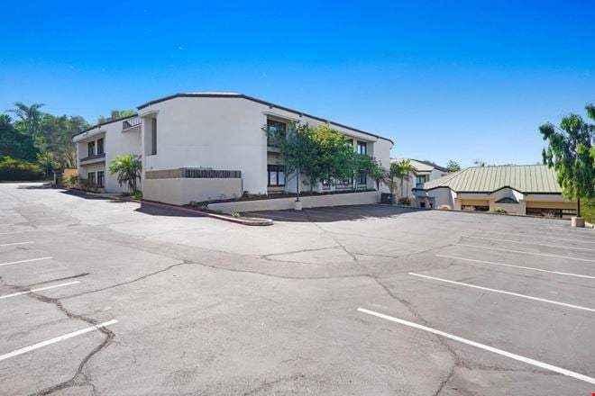 285 North El Camino Real
