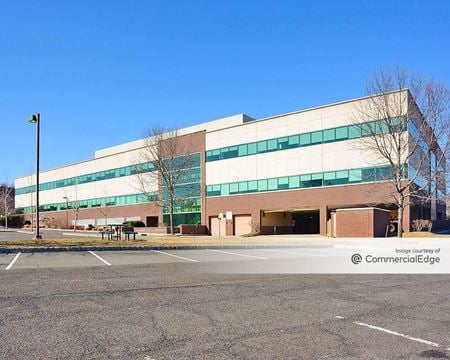 Mount Bethel Corporate Center - 33 Technology Drive - Warren