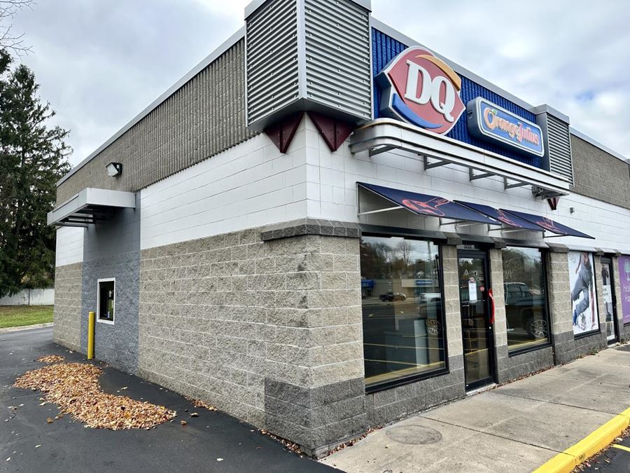 Retail Drive Through on Saginaw Hwy Lansing