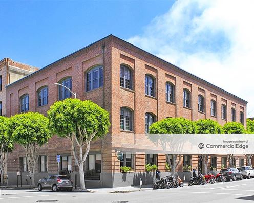 1050 Battery Street