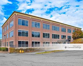 Meadowbrook Office Park - 1400 Meadowbrook Road