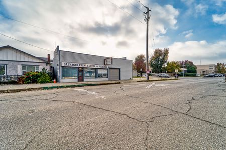 Retail space for Sale at 124 6th St in Marysville