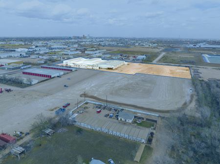 Commercial space for Sale at 4 S Industrial Loop in Midland