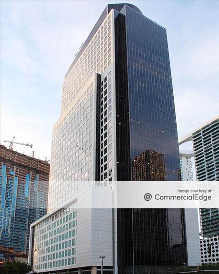 Office space for Rent at 600 Brickell Ave - Brickell World Plaza in Miami