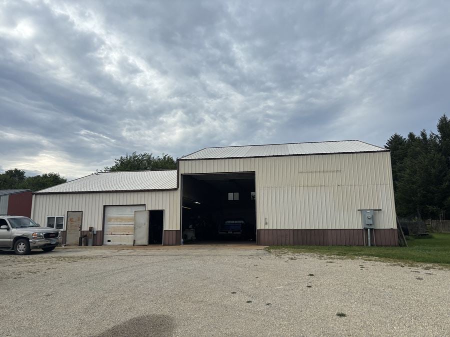 207 N 4099th Rd