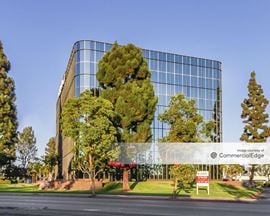Commerce Corporate Building