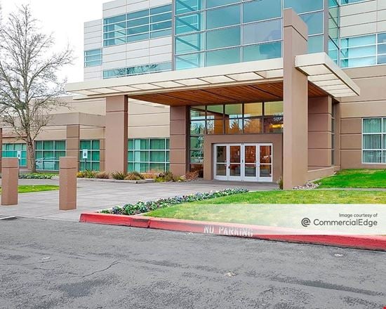 AmberGlen Corporate Center - Building 1600