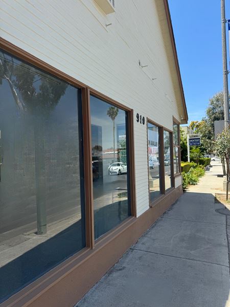 Photo of commercial space at 910 W 6th St in Corona