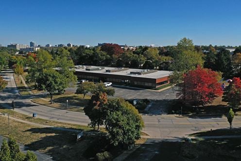 2004 Fox Dr