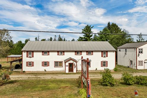 Akers Pond Inn Cabins