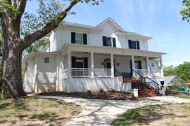 Longwood Student Housing