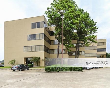 Commercial space for Rent at 12337 Jones Road in Houston