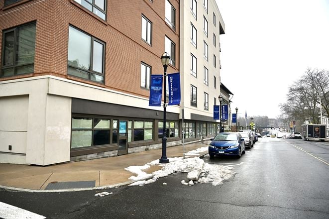 20 Front St
