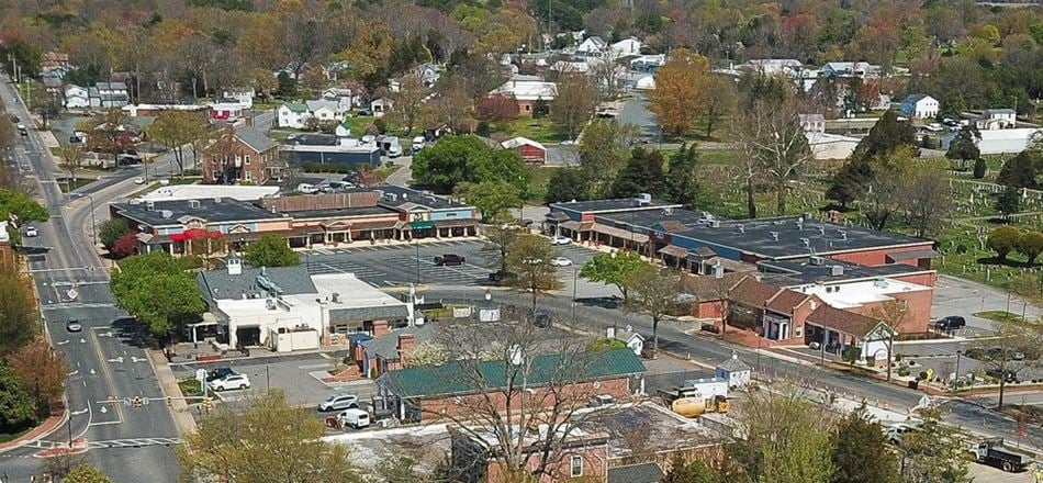 Talbot Town Shopping Center - 218 N. Washington Street