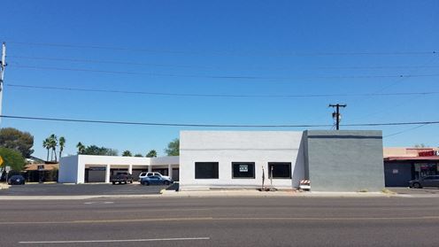 550 W Indian School Rd