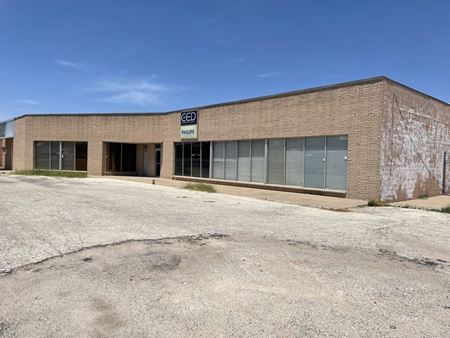 Photo of commercial space at 305 E University Blvd in Odessa