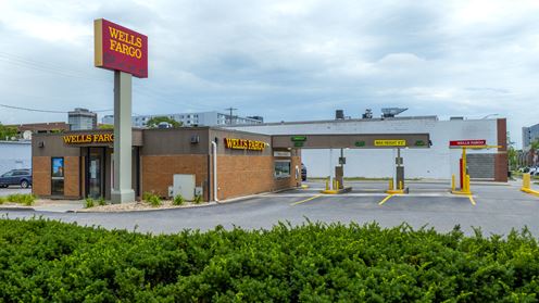 Former Bank Available for Land Lease