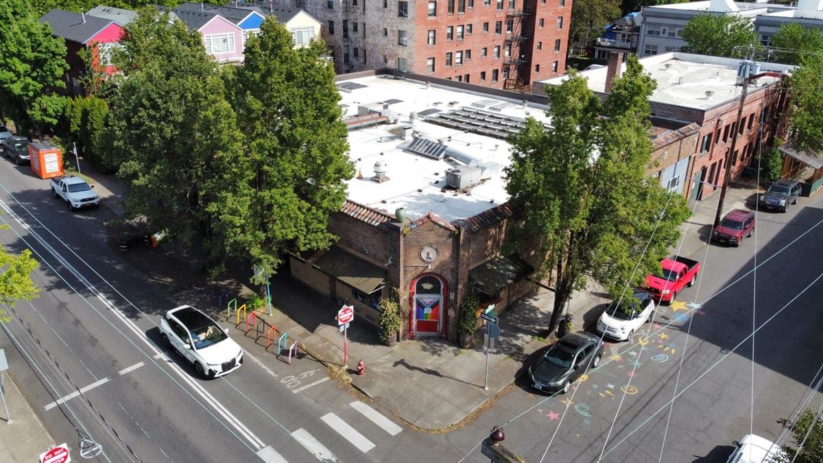 Peacock Building