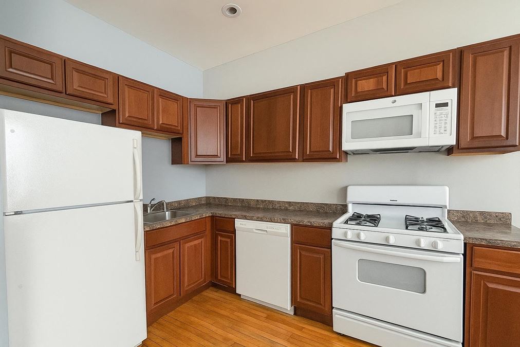 241-243 N. Homan Ave