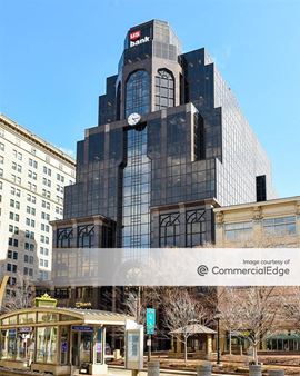 US Bank Centre on Playhouse Square