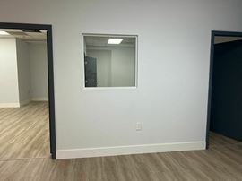 Miami Airport Center - Corner Office/Warehouse for Lease