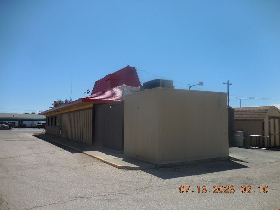 2,478 SF Restaurant Site on .40 AC