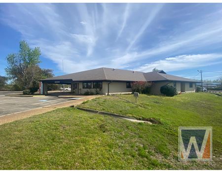 Commercial space for Sale at 107 W 19th Street in Panama City