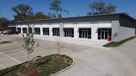 Retail space for Rent at 15375 Airline Hwy in Baton Rouge