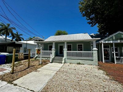 1213 Truman Ave