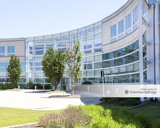 Bannockburn Corporate Center