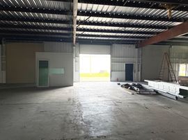 8,993 SF Warehouse on 1 AC