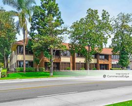 Central Pointe Business Centers - The Oaks