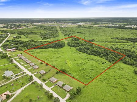 Photo of commercial space at Country Rd 2004 in Corsicana