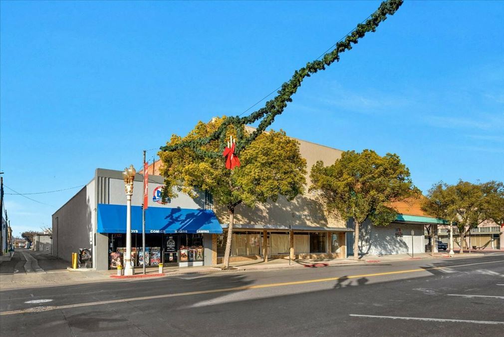 ±9,338 SF Retail Building in Downtown Hanford, CA