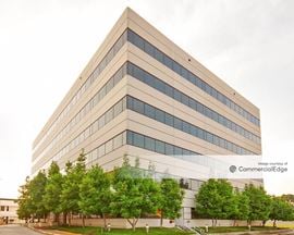 Metairie Centre