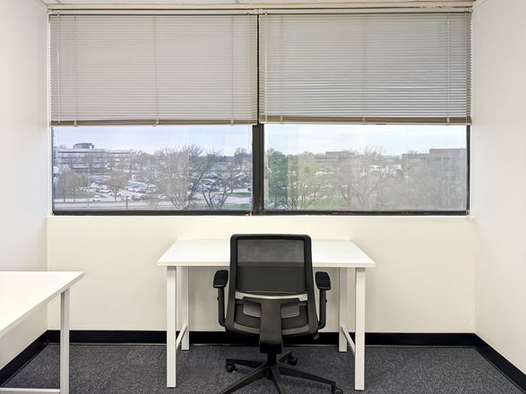 Regus - West Des Moines - One Corporate Place