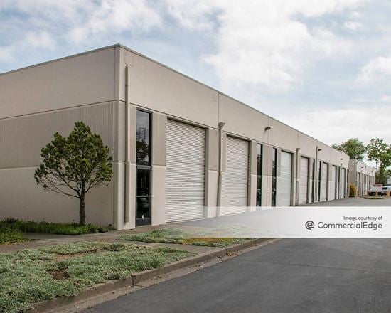Lakepoint Business Park