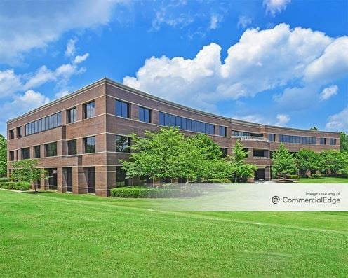 Southwind Office Center - 3350 Players Club Pkwy