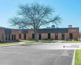 Oakbrook Terrace Business Center